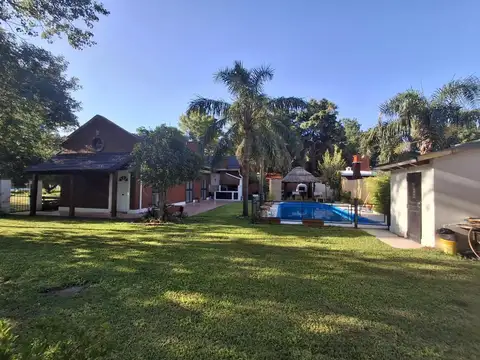 Casa 3 ambientes con 2 baños