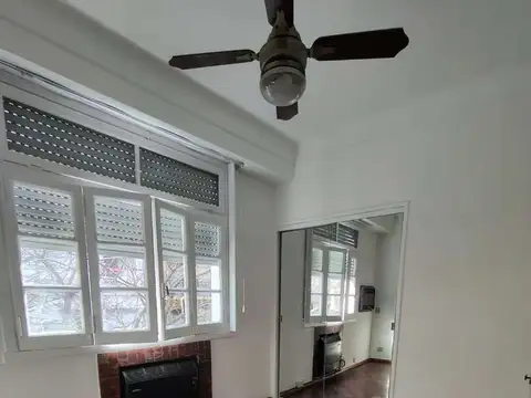 VENTA APTO CREDITO  – Departamento 2 Ambientes Súper Luminoso – San Cristóbal