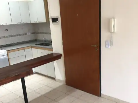 Depto Tipo Casa en Alquiler en Villa Real, $ 720.000