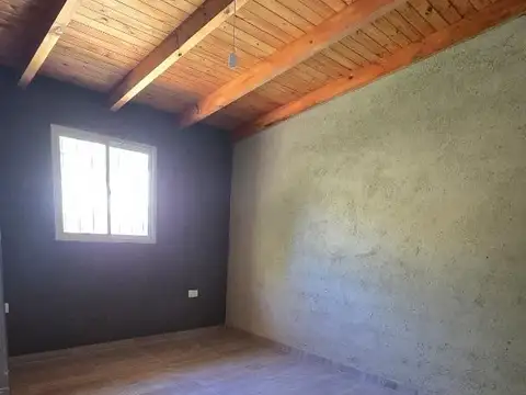 Casa 3 ambientes con 1 baño