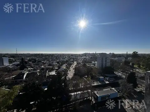 Venta departamento 3 ambientes con balcón en Wilde