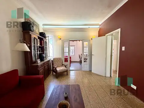 Depto Tipo Casa en Venta con 2 cocheras