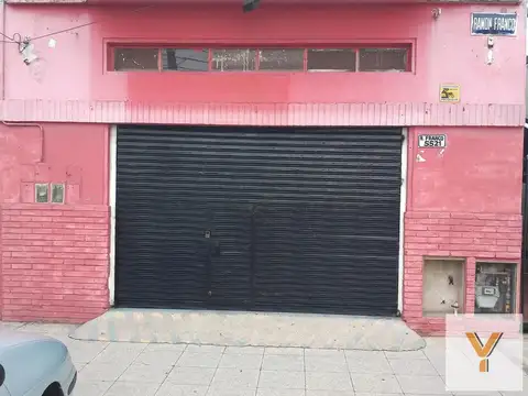 Local en venta - espacio principal y dos baños - 50 mts2 - Wilde
