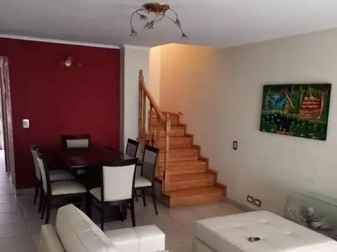 Depto Tipo Casa en Venta de 3 ambientes