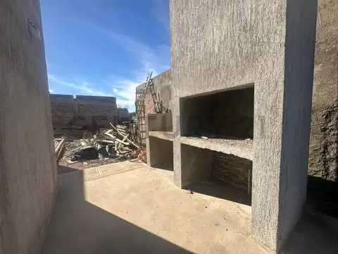 Venta de casa en Barrio Privado Las Cortaderas 3