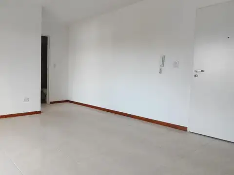 Departamento en Alquiler en Nuestra Señora De Lourdes, $ 450.000