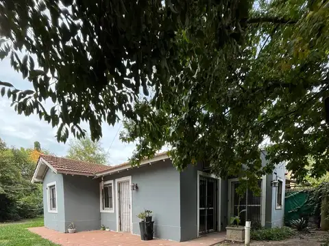 CASA DE 4 amb  -PILAR A MTS ACCESO Pilar-APTO CREDITO-