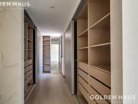 Departamento en Venta con 2 cocheras