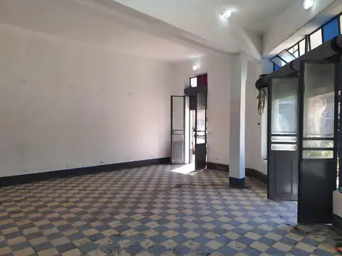 Local en Alquiler en Paternal, $ 1.600.000