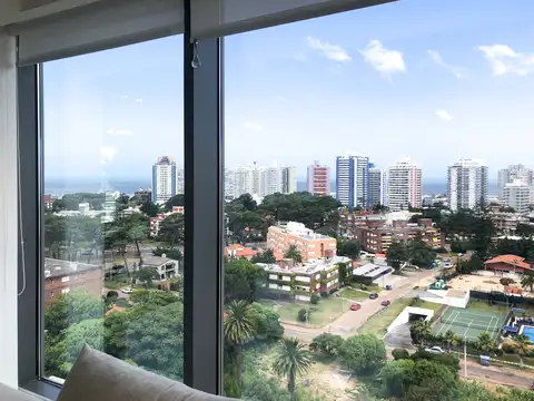 Departamento en Venta en Playa Mansa, USD 550.000