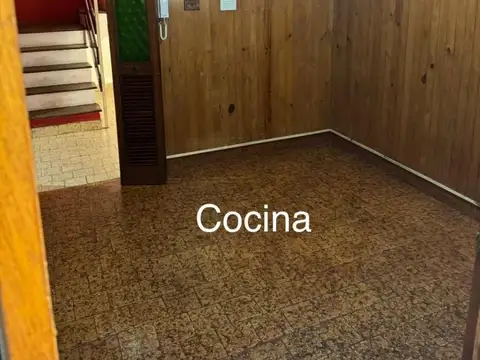 Depto Tipo Casa en Venta de 5 ambientes