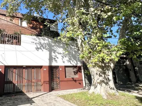 Casa en  Garay al 2700