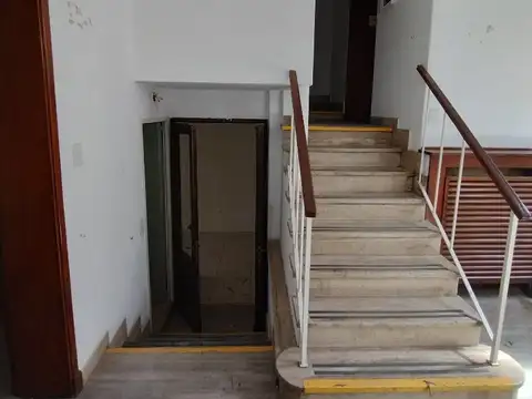Casa en Venta en Moron, USD 350.000