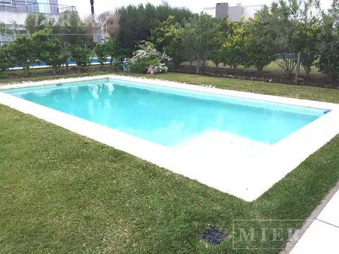 Casa en venta en Los Alisos, Nordelta.