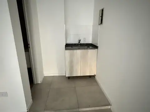 Local en Alquiler en Echesortu, $ 600.000
