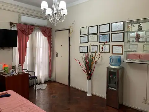 COLOMBRES 100, Piso 2