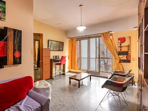 Casa En Venta con local comercial y pileta Calle 419 entre Centenario y 6  Villa Elisa