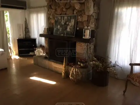 Casa en Alquiler al Este