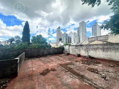 Venta de Casa o terreno zonificación R2.1 en Lomas de Zamora Oeste