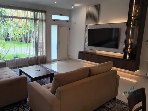 Casa en Altos de Hudson II