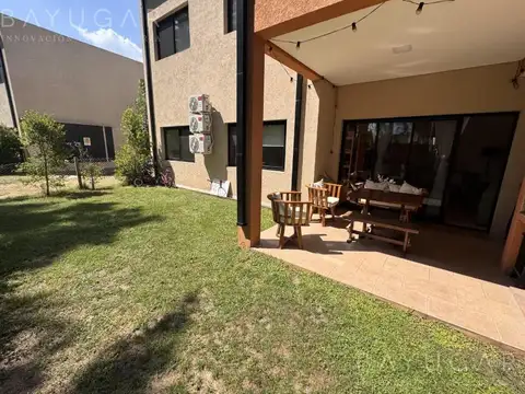 Departamento en Alquiler con 1 cocheras