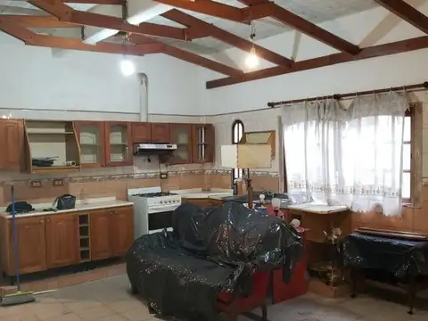 Yerbal e/ Bolívar y Pringles