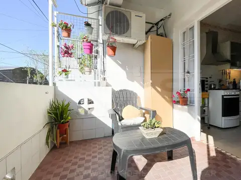 Depto Tipo Casa en Venta 32 años