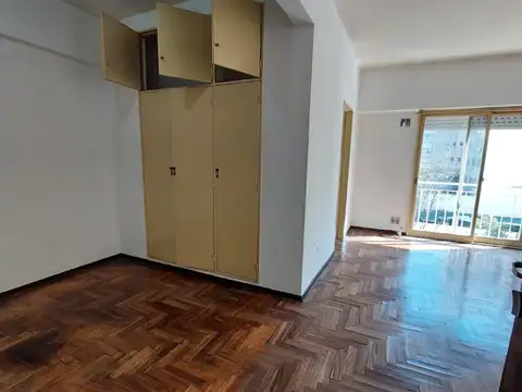 DEPARTAMENTO MONOAMBIENTE DIVIDIDO - SAN MARTIN CENTRO -