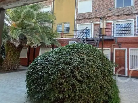 Depto Tipo Casa en Venta 20 años