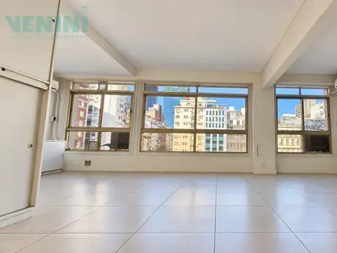 Oficina 4 ambientes con 3 baños