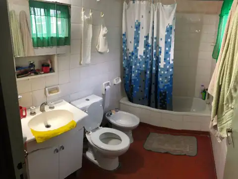 Depto Tipo Casa en Venta 45 años