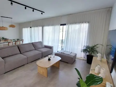 VENTA CASA 4 AMBIENTES LA VICTORIA POLO CLUB