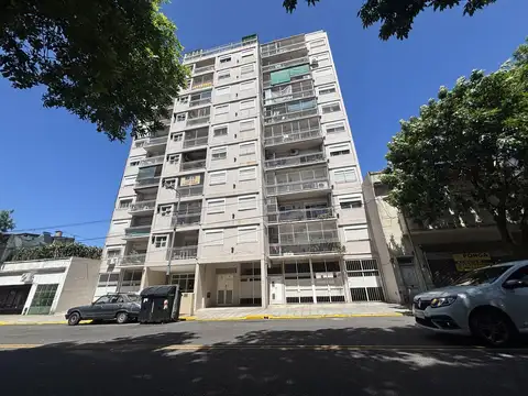 Av. Varela  al 800