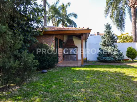 Casa 6 ambientes con 3 baños