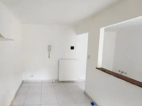 Departamento en Alquiler en Santos Lugares, $ 680.000