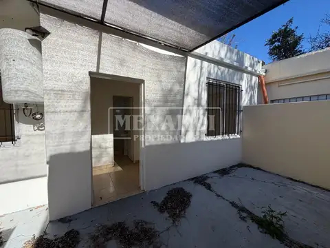 Depto Tipo Casa en Venta de 2 ambientes