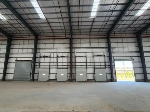 Galpon en Alquiler 60  mts Frente