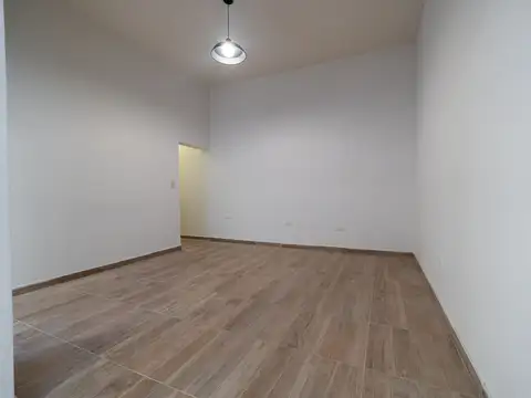 Depto Tipo Casa en Venta en Centro, USD 129.000