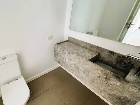 Departamento 4 ambientes con 3 baños
