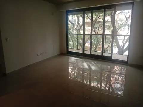 Mario Bravo 1200, Piso 6