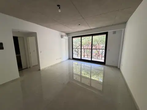Mario Bravo 1200, Piso 6
