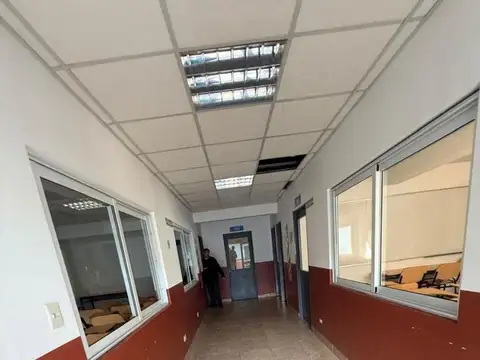 EXCELENTE EDIFICIO MULTIPROPÓSITO EN CABALLITO