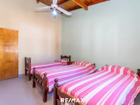 Venta complejo de 8 cabañas con pileta Pehuen Co