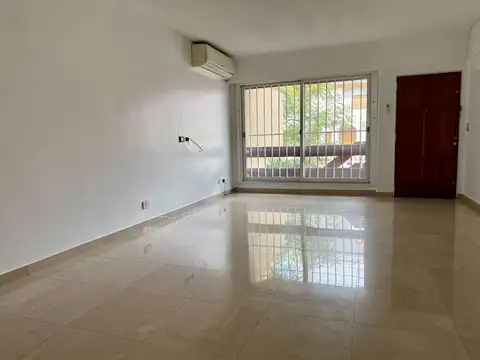 Pedro Morán 3300