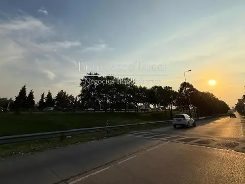 Terreno en Venta de 9828,0 m2