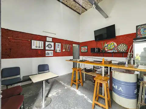 Galpon en Venta 41  mts Fondo