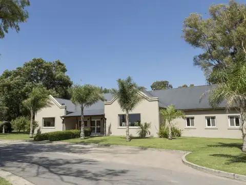 Terreno en Venta en Barrancas de Iraola, USD 99.000