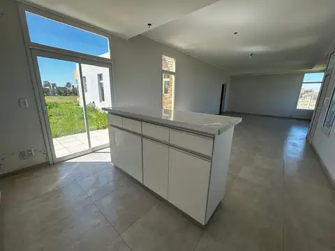 Quinta en Venta en Junin, USD 230.000