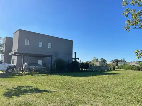 Terreno en Venta en Pilar del Este - San Ramiro, USD 45.000