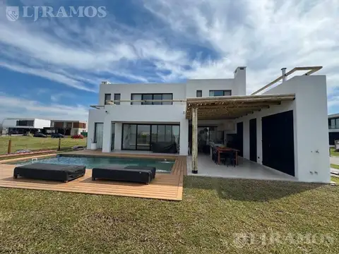 Casa en Venta de 5 dormitorios